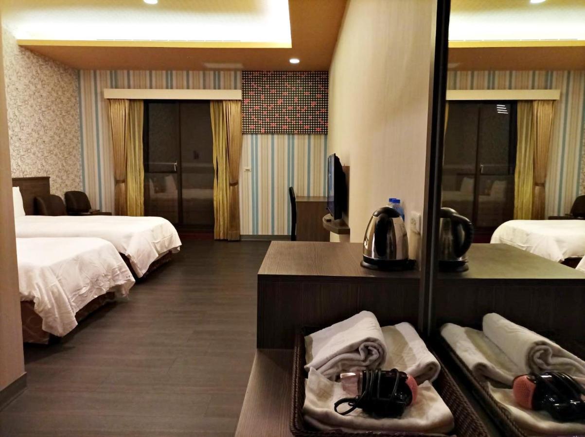 Crystal Hotel Puli Εξωτερικό φωτογραφία