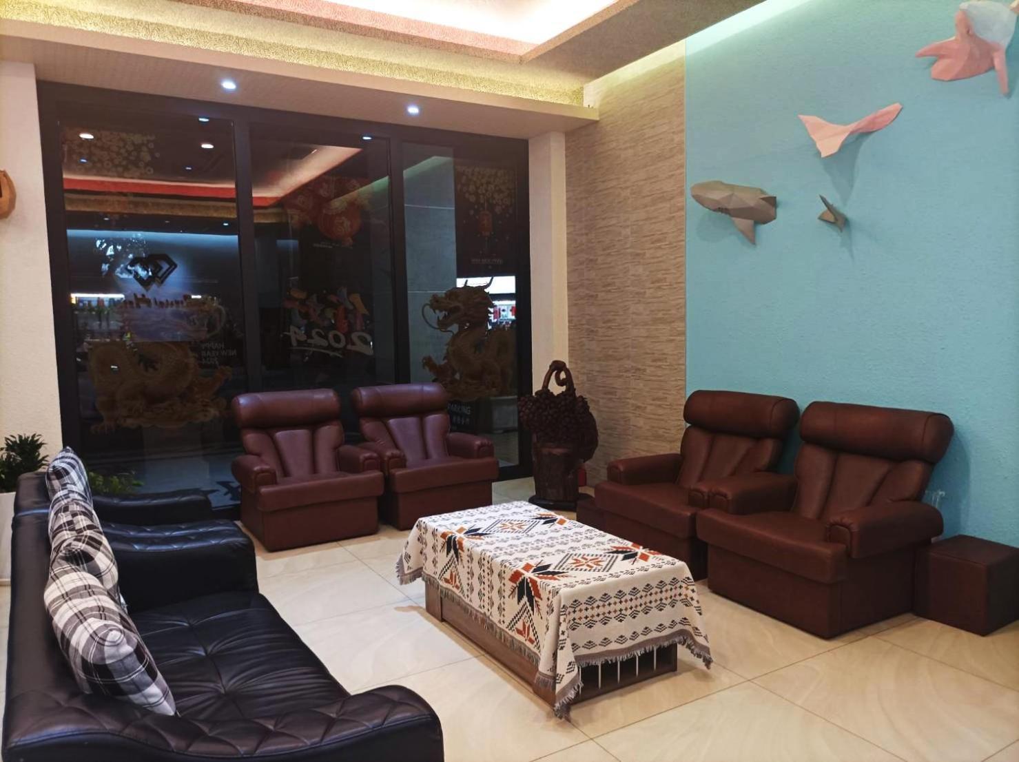 Crystal Hotel Puli Εξωτερικό φωτογραφία