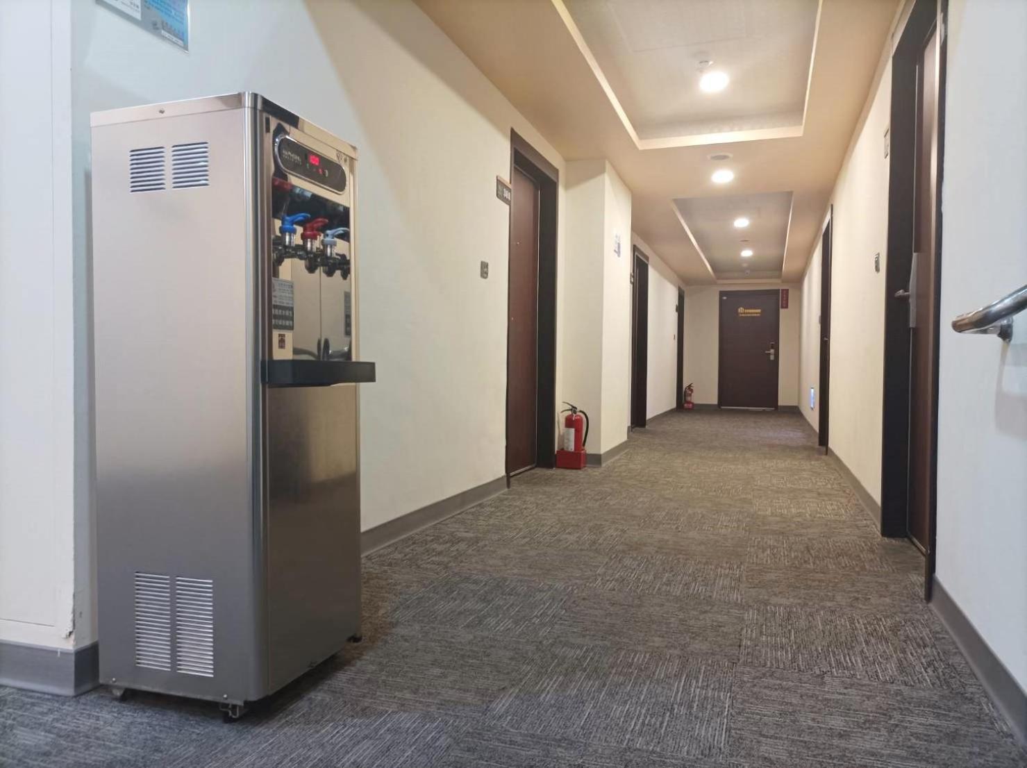 Crystal Hotel Puli Εξωτερικό φωτογραφία