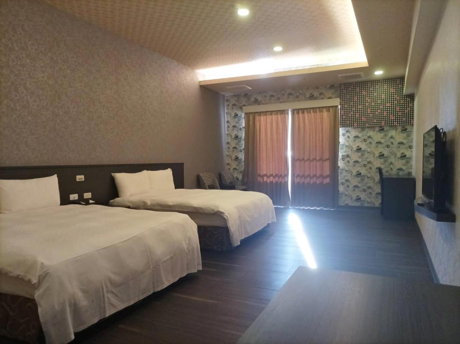 Crystal Hotel Puli Εξωτερικό φωτογραφία