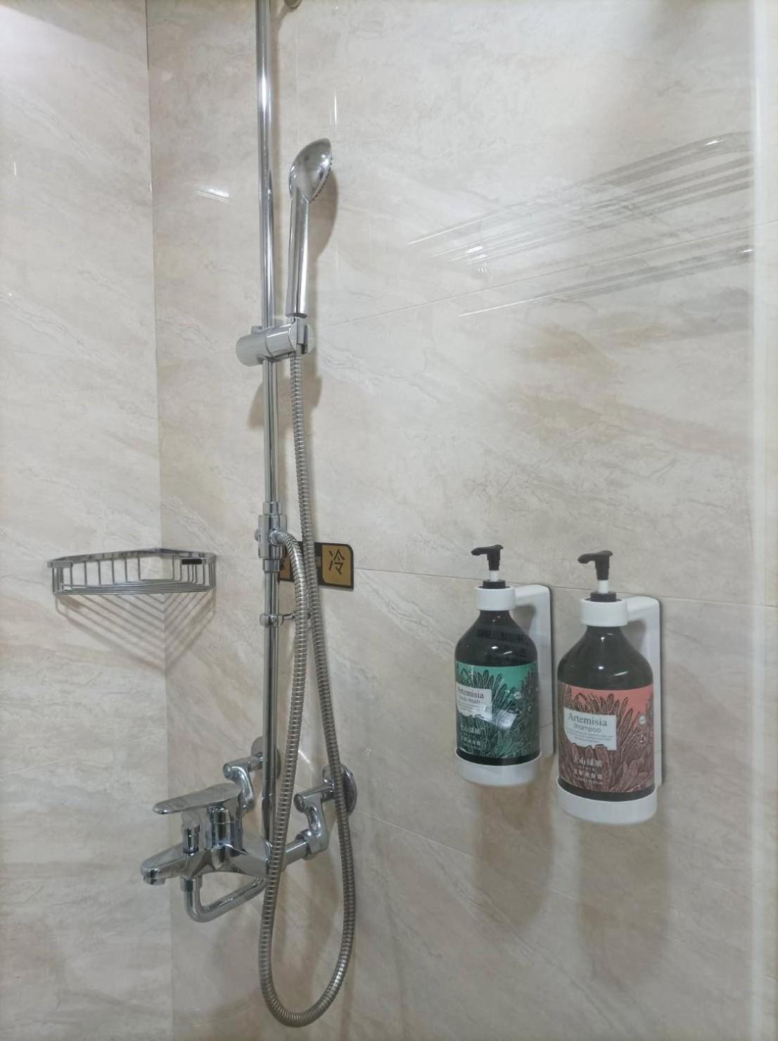 Crystal Hotel Puli Εξωτερικό φωτογραφία