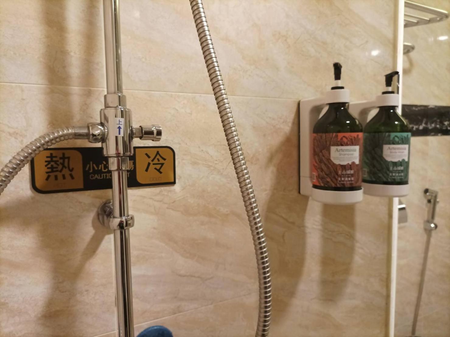 Crystal Hotel Puli Εξωτερικό φωτογραφία