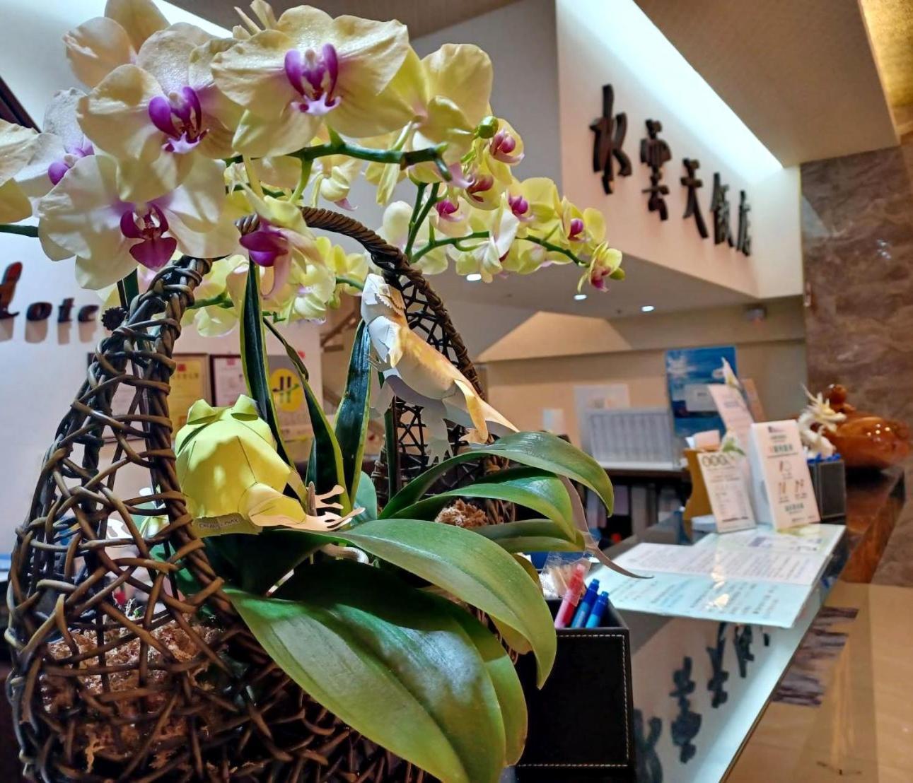 Crystal Hotel Puli Εξωτερικό φωτογραφία